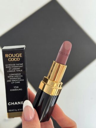 Chanel Rouge Coco Lip Colour Pomadka 134 Edimbourg