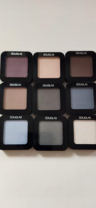 Douglas Iridescent Eyeshadow Cien do powiek Kolory